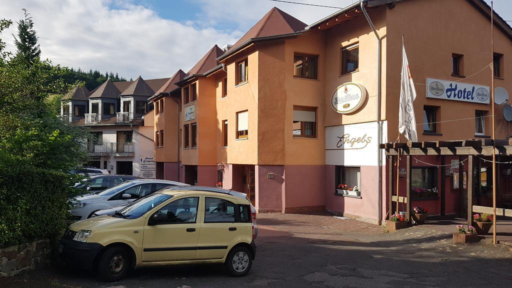 Hotel Zur Engelsburg Hausen-Wied Dış mekan fotoğraf